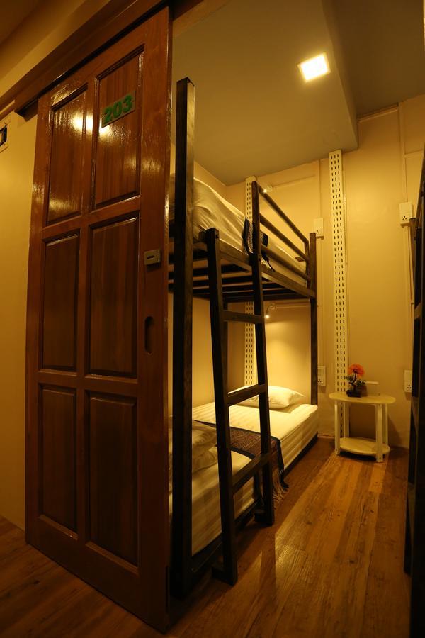 Hostel H Way Yangon Exterior foto